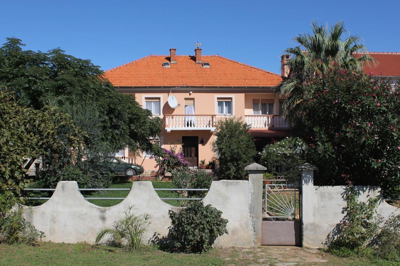 Apartments For Families With Children Privlaka, Zadar - 5747 ภายนอก รูปภาพ