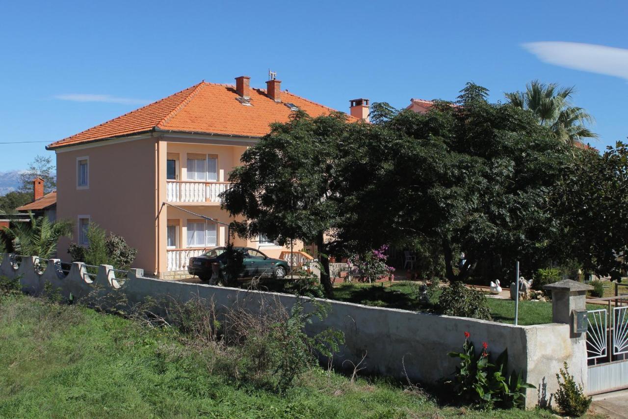 Apartments For Families With Children Privlaka, Zadar - 5747 ภายนอก รูปภาพ