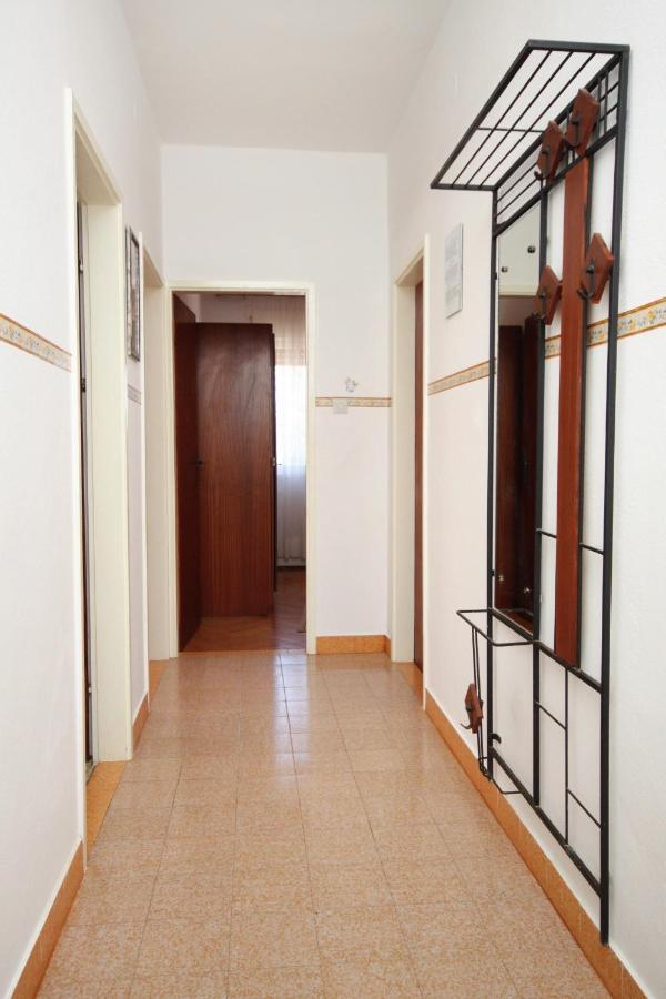 Apartments For Families With Children Privlaka, Zadar - 5747 ภายนอก รูปภาพ